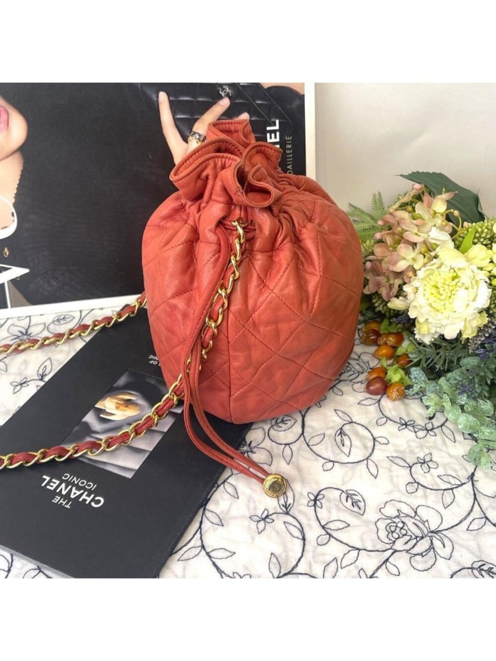 Chanel Drawstring Quilted Chain Shoulder Bag - Picture 7 of 11